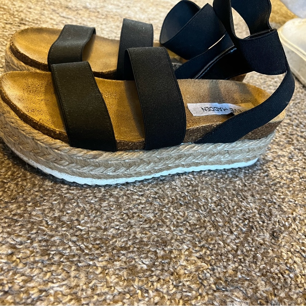 Steve Madden platform sandals